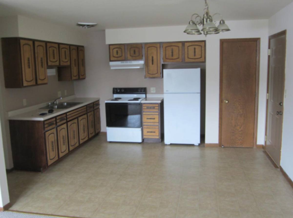 Apartment for rent at 224227 Lakeshore Dr, Wausau, WI 54401
