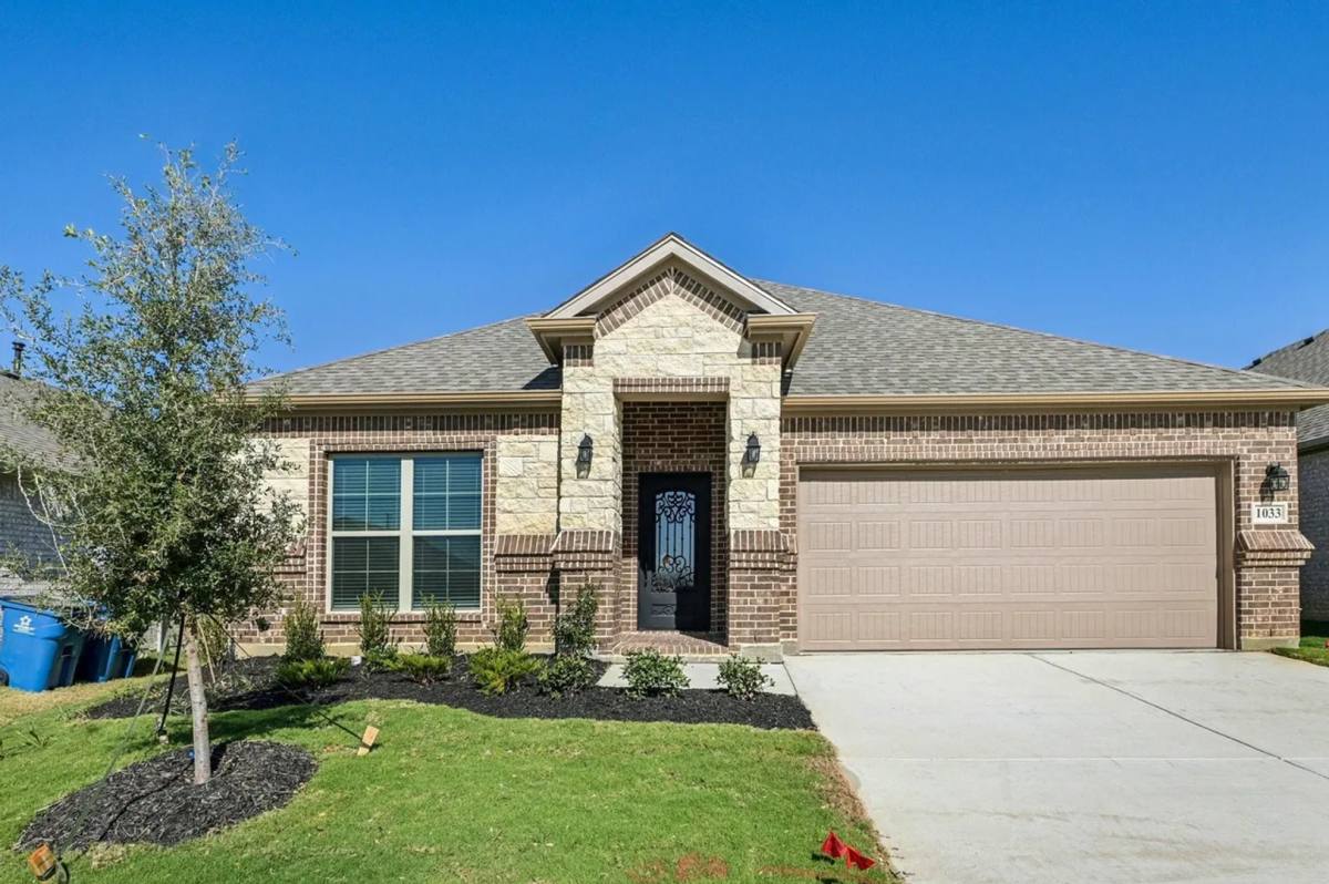 House for rent at 1033 Nighthawk Trail, Alvarado, TX 76009