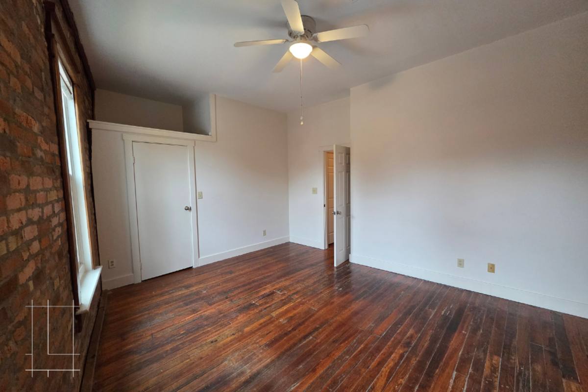Apartment for rent at 880 Hamlet St, Columbus, OH 43201