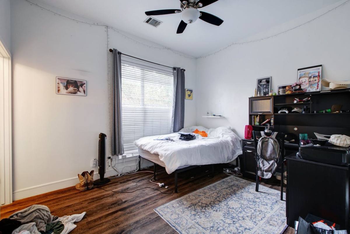Apartment for rent at 616 W 35th St, Austin, TX 78705