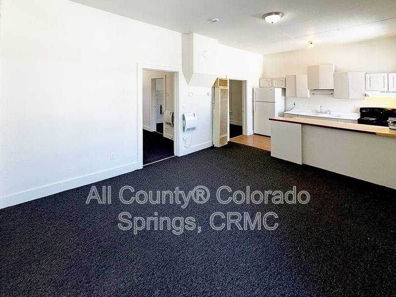 215 N First St, Cripple Creek, CO 80813 - Townhouse for Rent - Image 5