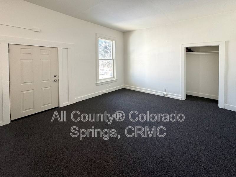 215 N First St, Cripple Creek, CO 80813 - Townhouse for Rent - Image 2