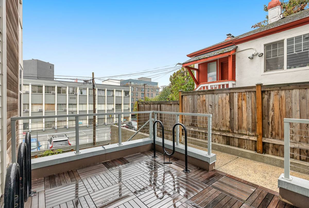 Apartment for rent at 2371 Franklin Ave E, Seattle, WA 98102