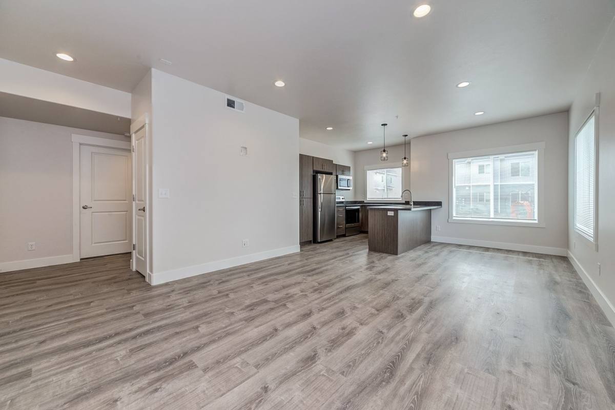 Apartment for rent at 425 S 3rd W, Sugar City, ID 83448