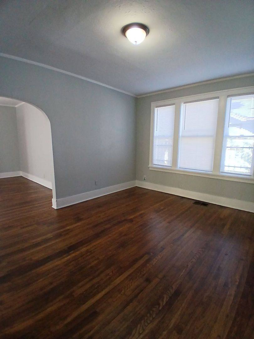 Apartment for rent at 2384 Forrest Ave, Memphis, TN 38112