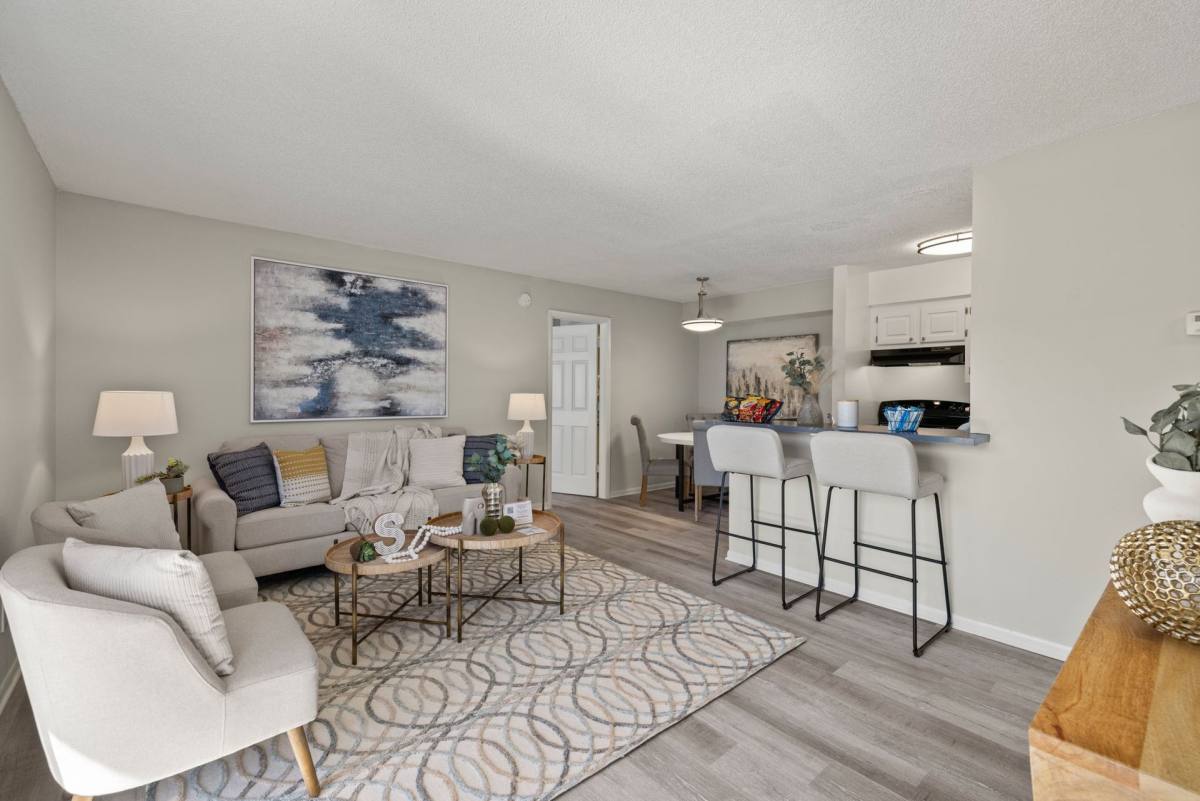 Apartment for rent at 4539 Coral Palms Lane, Naples, FL 34116