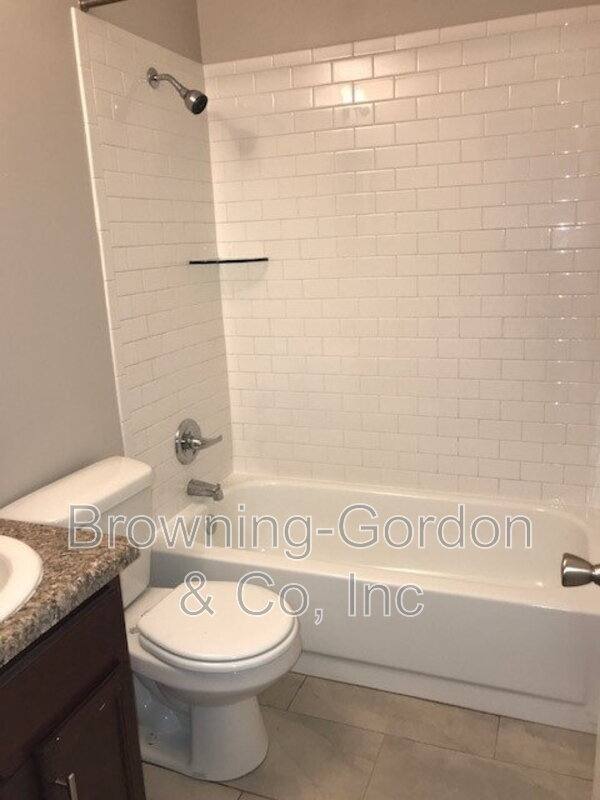 Apartment for rent at 1305 Acklen Ave #101, Nashville, TN 37212