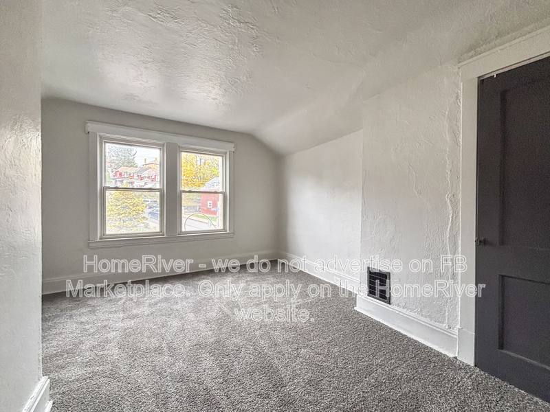 House for rent at 302 Mathews Ave, Pittsburgh, PA 15210
