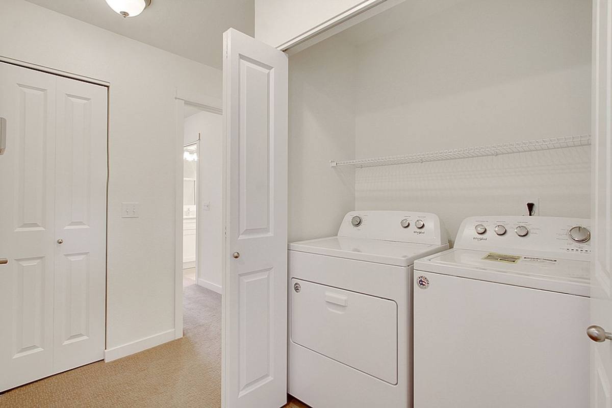 Apartment for rent at 4301 Norpoint Way NE, Tacoma, WA 98422