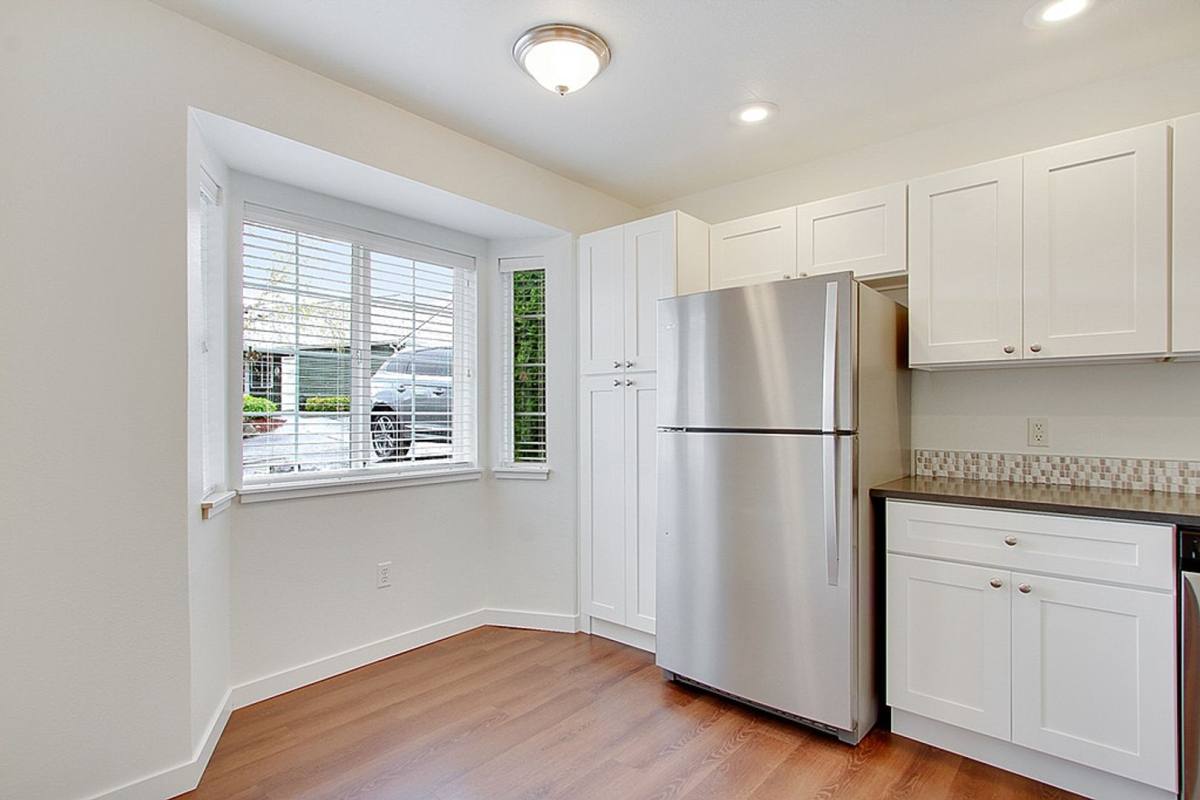 Apartment for rent at 4301 Norpoint Way NE, Tacoma, WA 98422