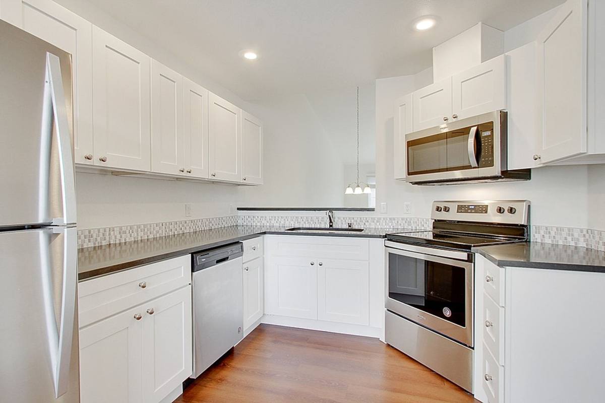 Apartment for rent at 4301 Norpoint Way NE, Tacoma, WA 98422