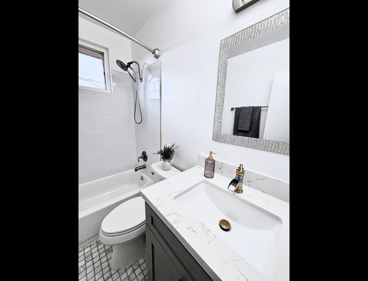 Apartment for rent at 113 N Parish Place #K, Burbank, CA 91506