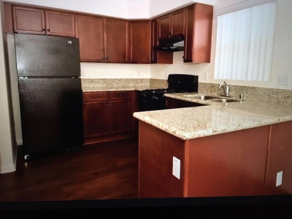 Apartment for rent at 1711 Pepper Tree Dr, Hemet, CA 92545