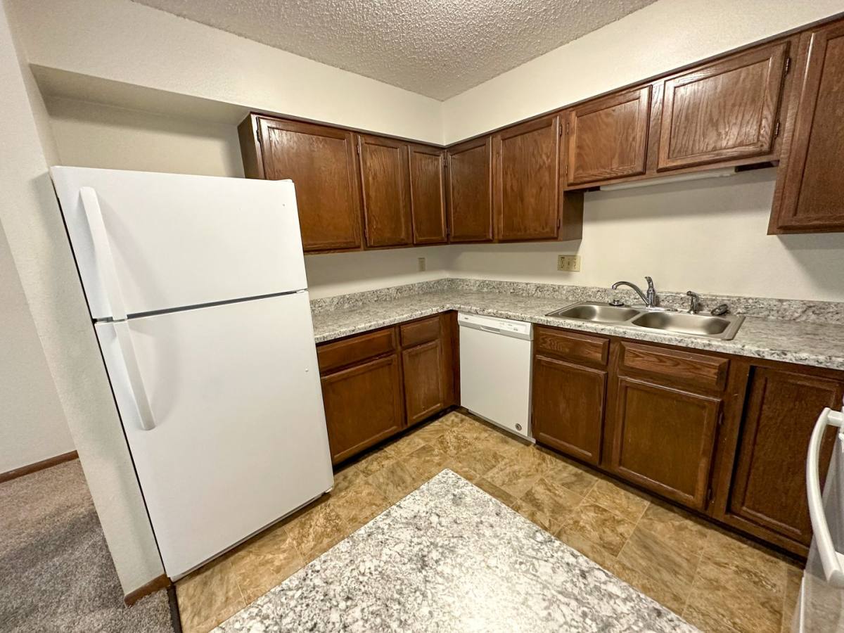 Apartment for rent at 1006 Lincoln Way, Ames, IA 50010