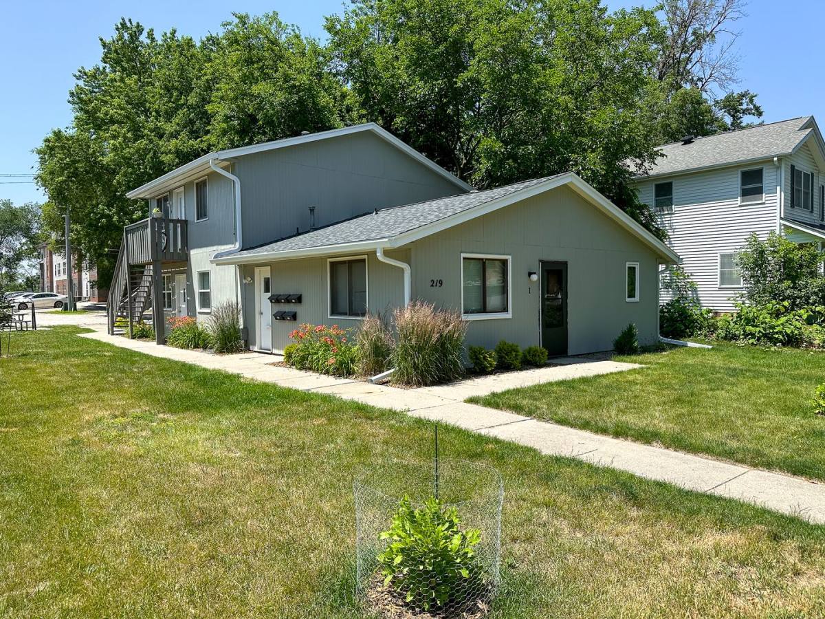 Apartment for rent at 219 Washington Ave, Ames, IA 50014