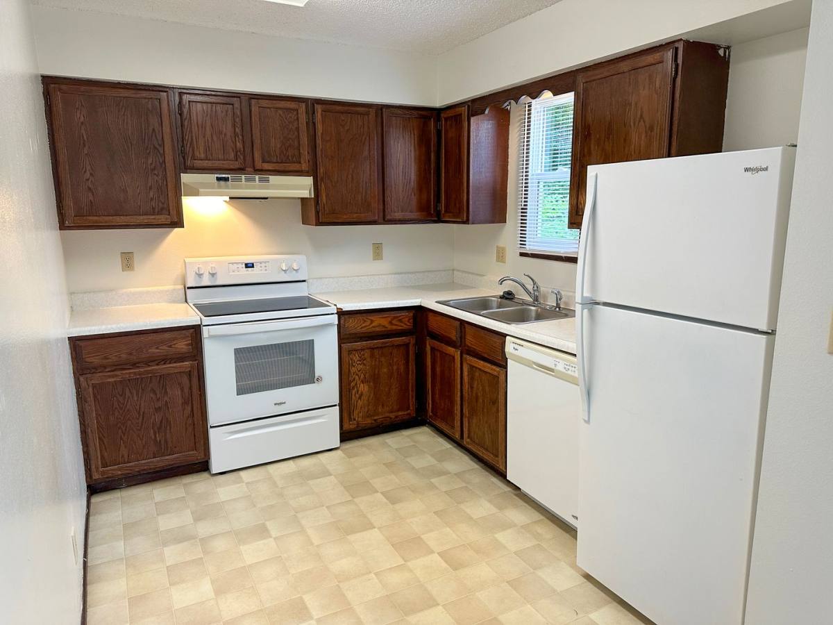 Apartment for rent at 219 Washington Ave, Ames, IA 50014