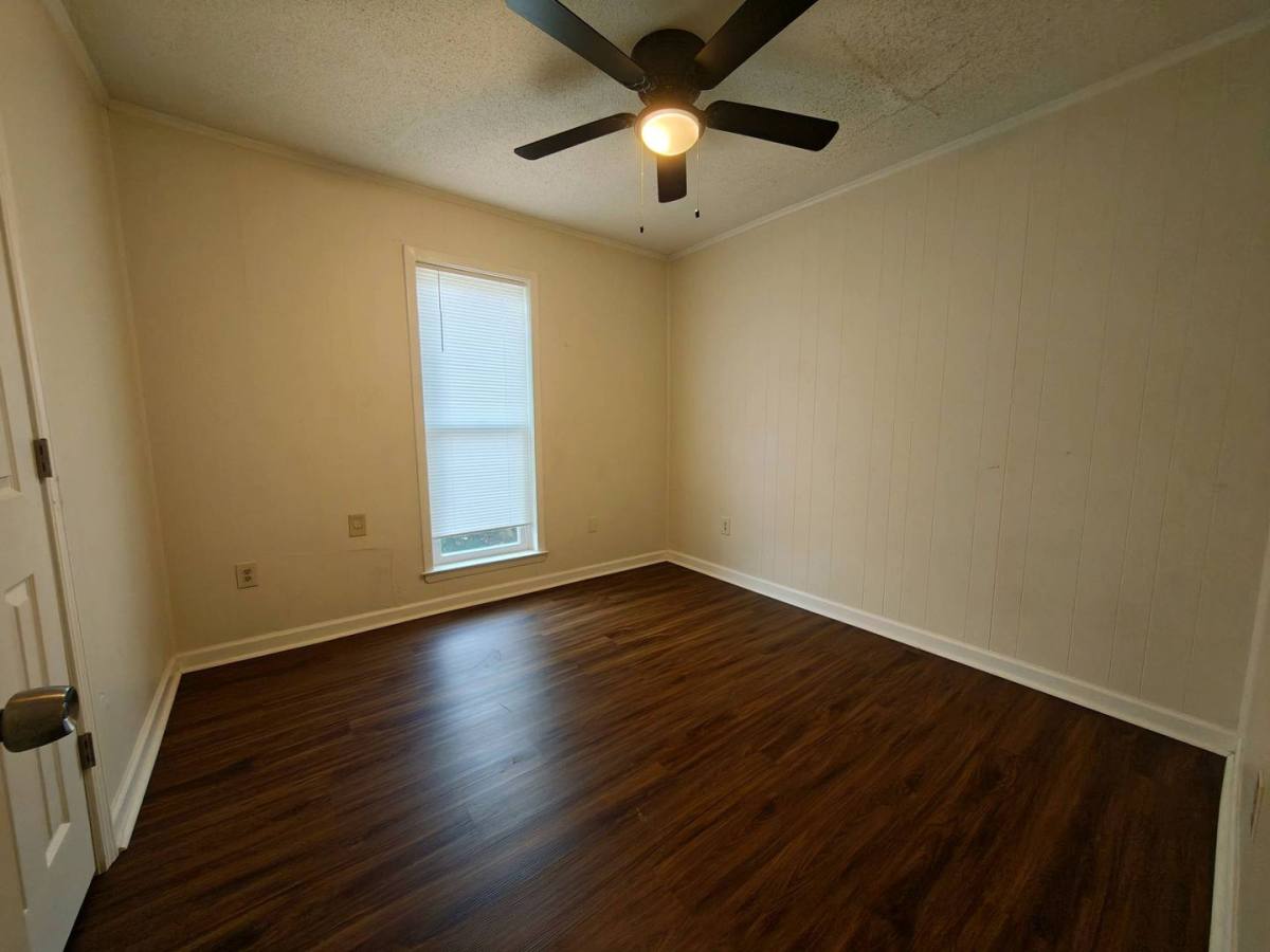 House for rent at 580 Blackhawk Rd, Memphis, TN 38109