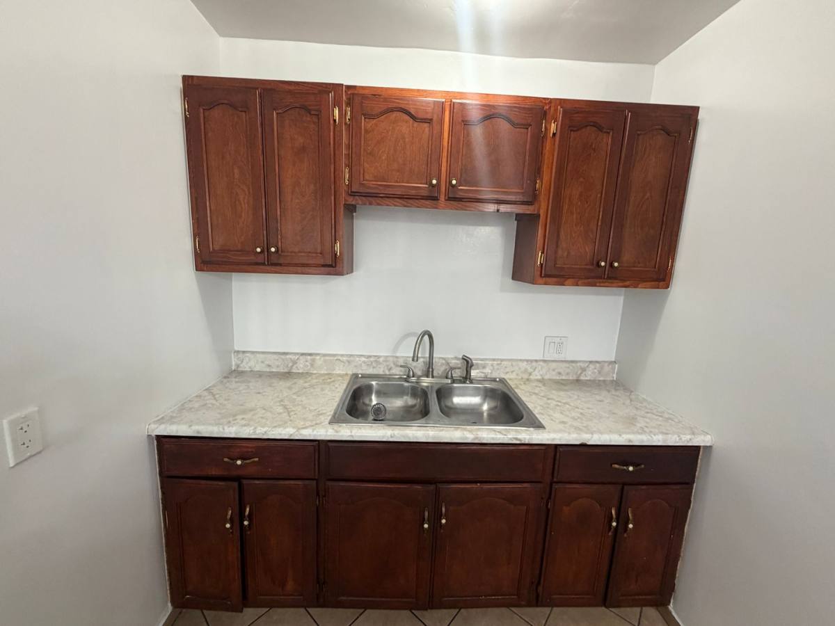 Apartment for rent at 1518-40 E Artesia Blvd, Long Beach, CA 90805