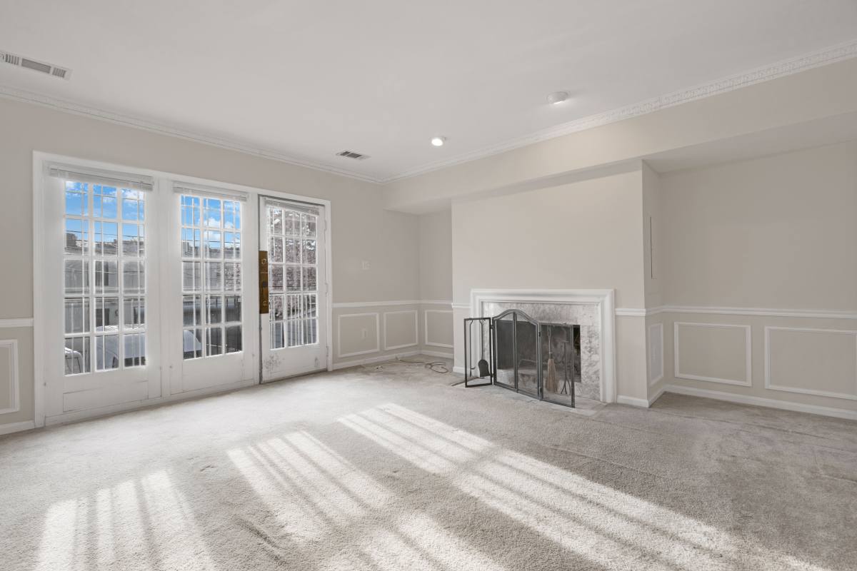 Condo for rent at 742 7th St SE #B, Washington, DC 20003