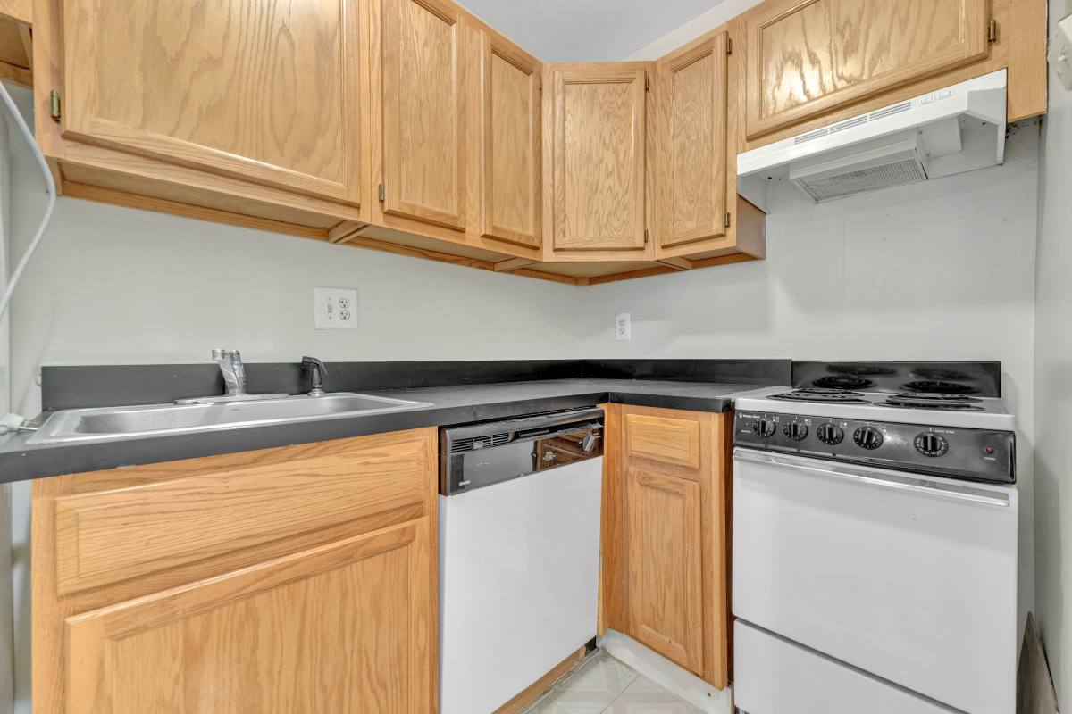 Condo for rent at 730 7th St SE #13, Washington, DC 20003