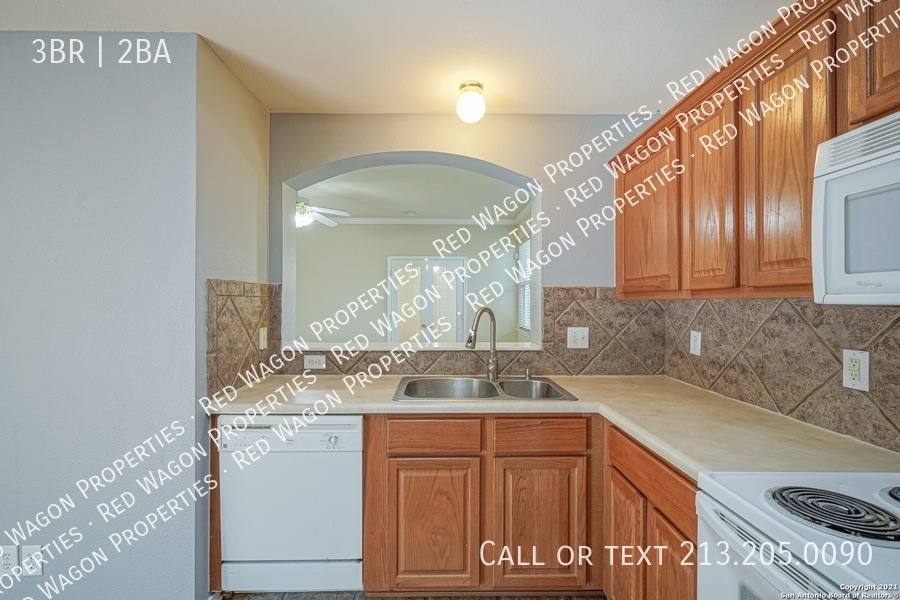House for rent at 7703 Wexford Square, San Antonio, TX 78240
