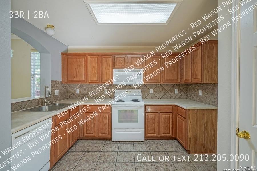House for rent at 7703 Wexford Square, San Antonio, TX 78240