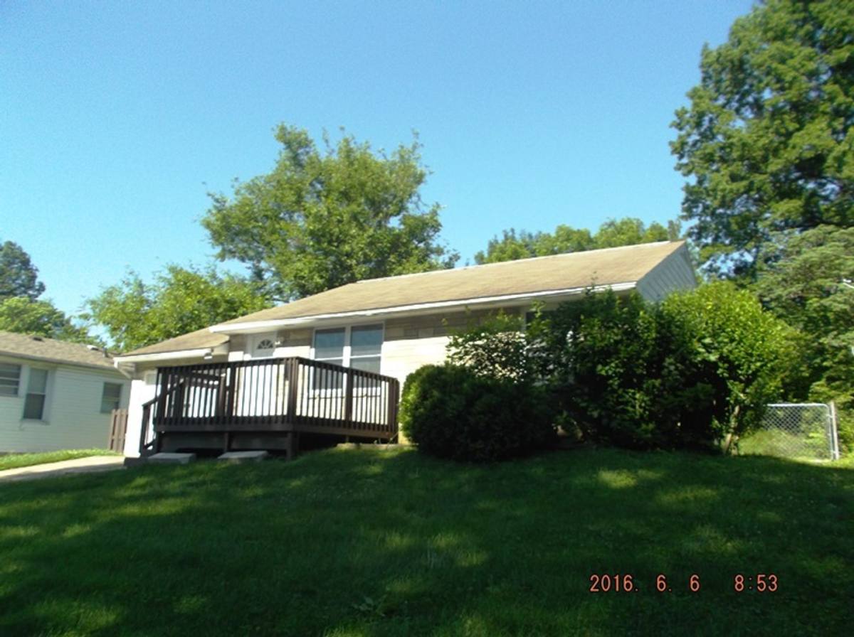 House for rent at 703 N Washington St, Bloomington, IN 47408
