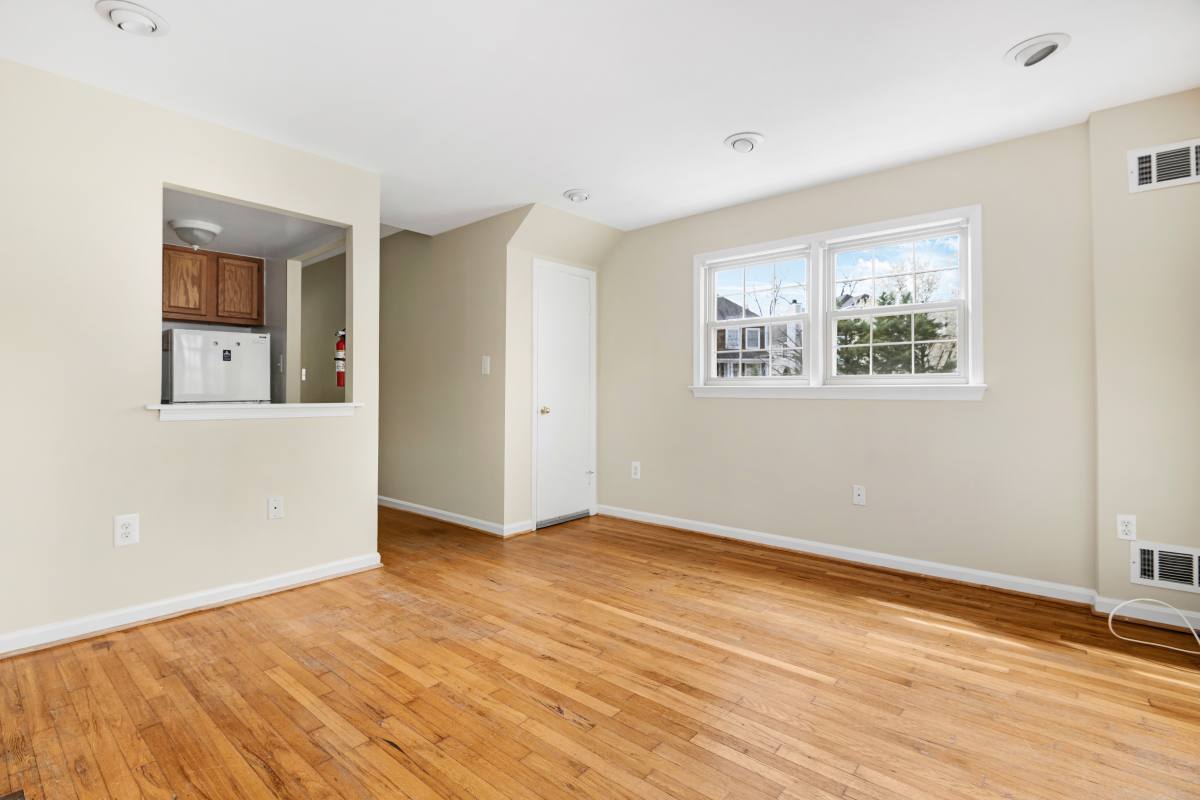 Condo for rent at 4450 Macarthur Blvd NW #7A, Washington, DC 20007