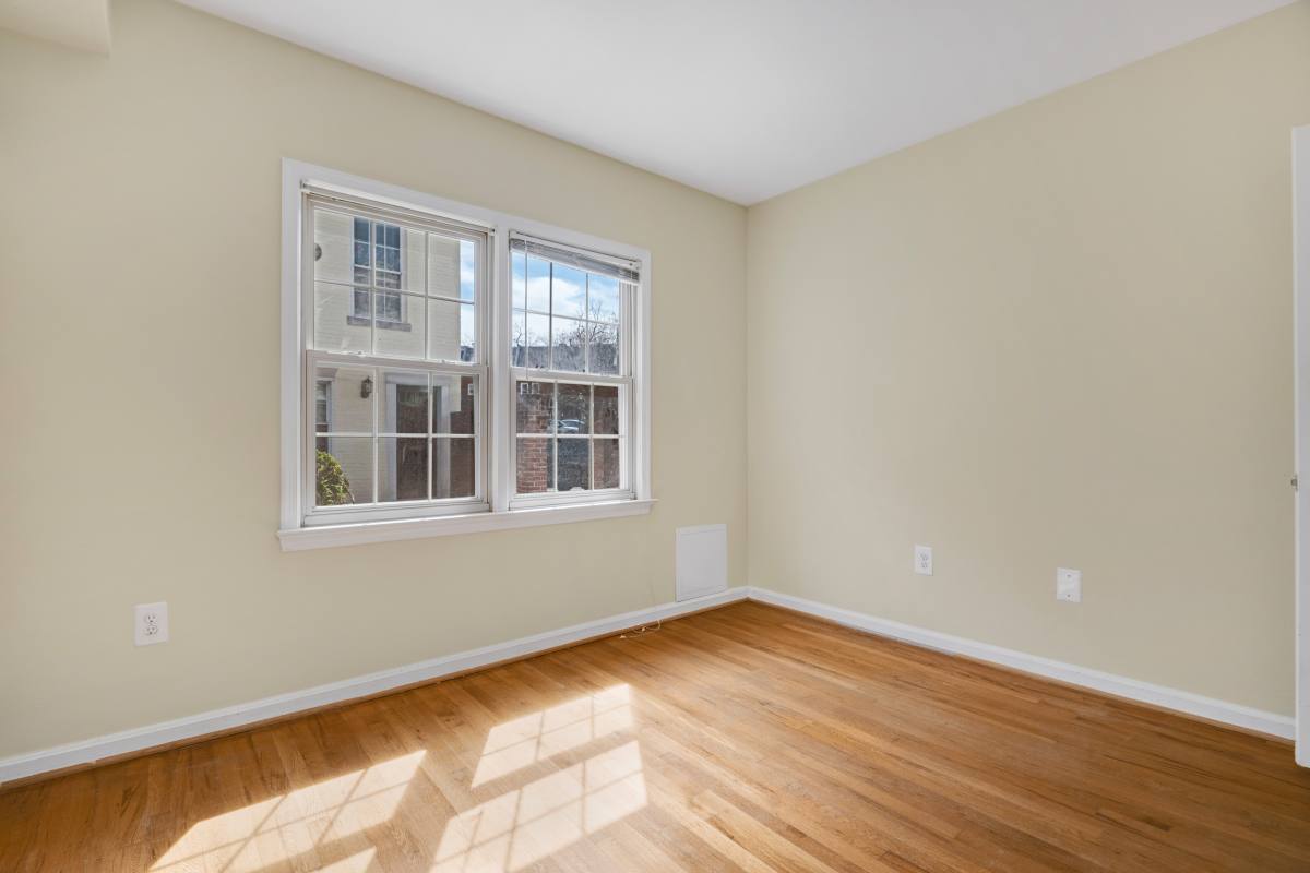 Condo for rent at 4450 Macarthur Blvd NW #7A, Washington, DC 20007
