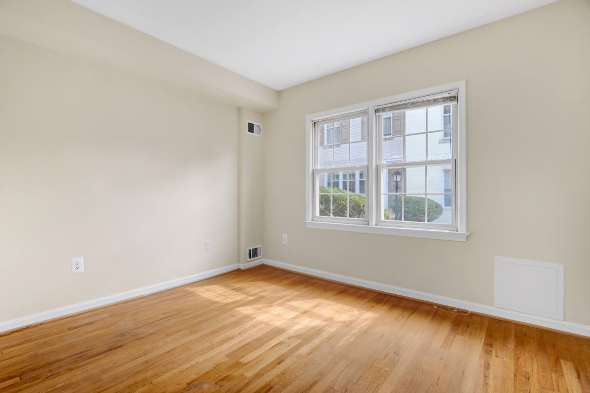 Condo for rent at 4450 Macarthur Blvd NW #7A, Washington, DC 20007