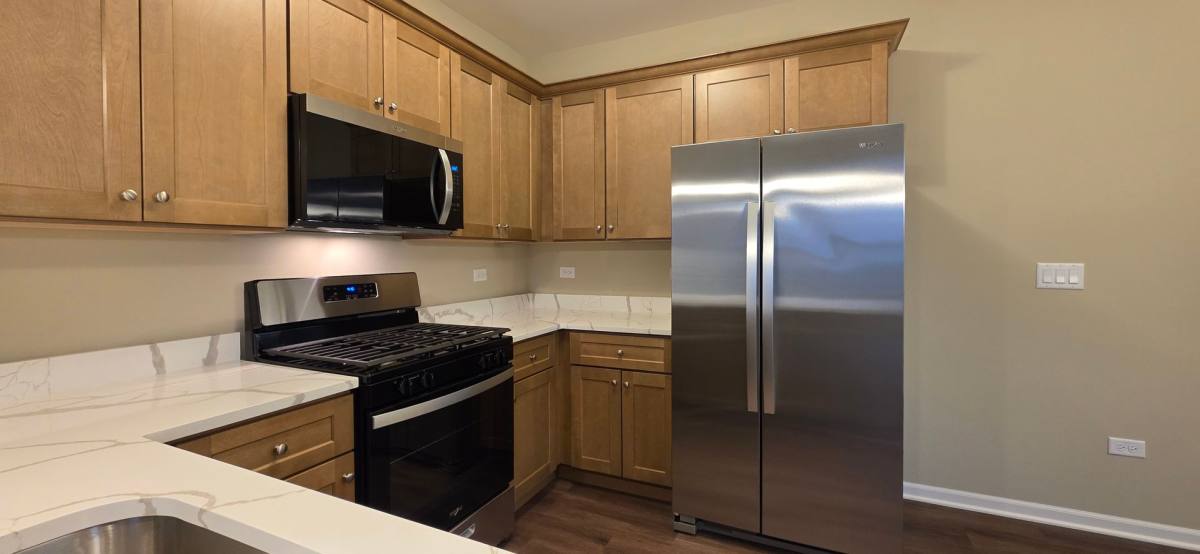 Apartment for rent at 396 Timber Pointe Dr, Joliet, IL 60431