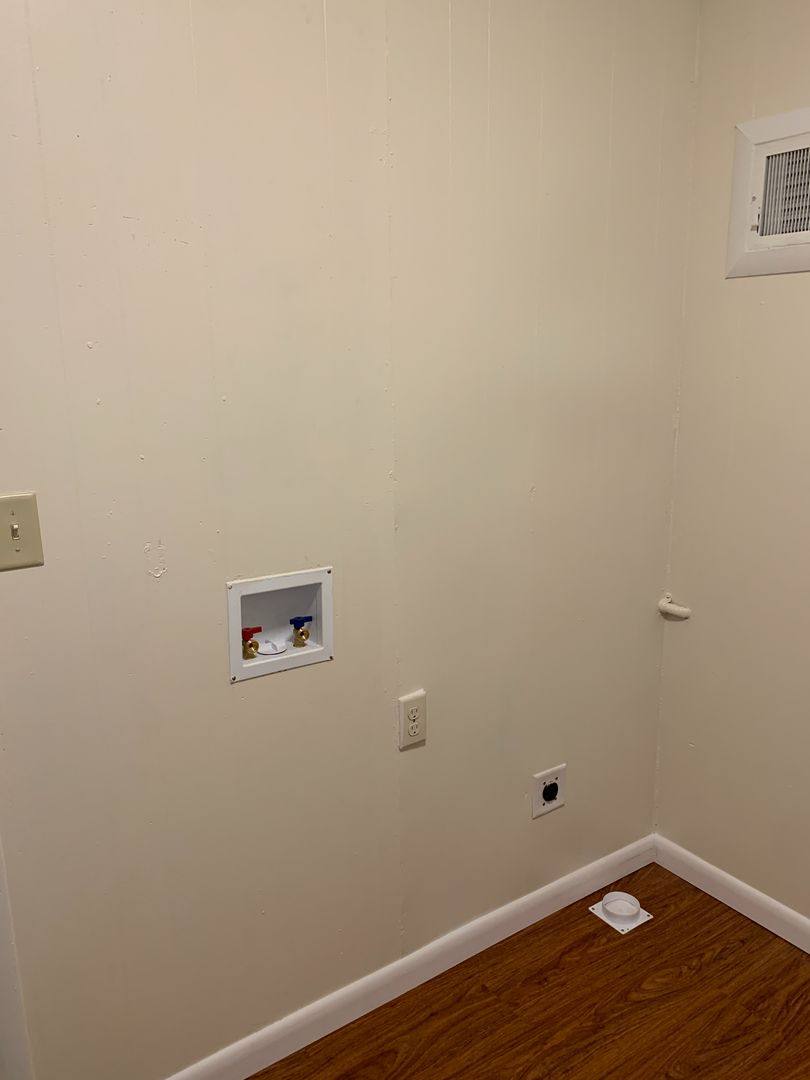 Apartment for rent at 170 - 172 174 Hart Ave, Athens, GA 30606