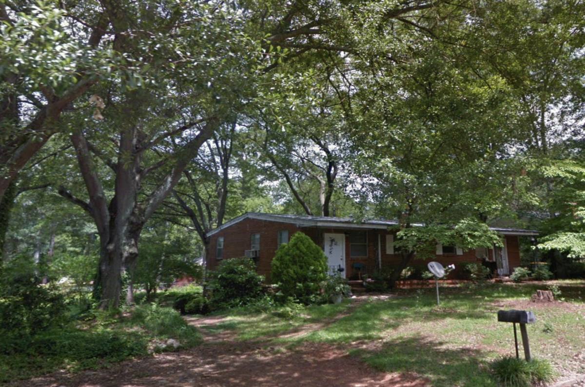 Apartment for rent at 170 - 172 174 Hart Ave, Athens, GA 30606