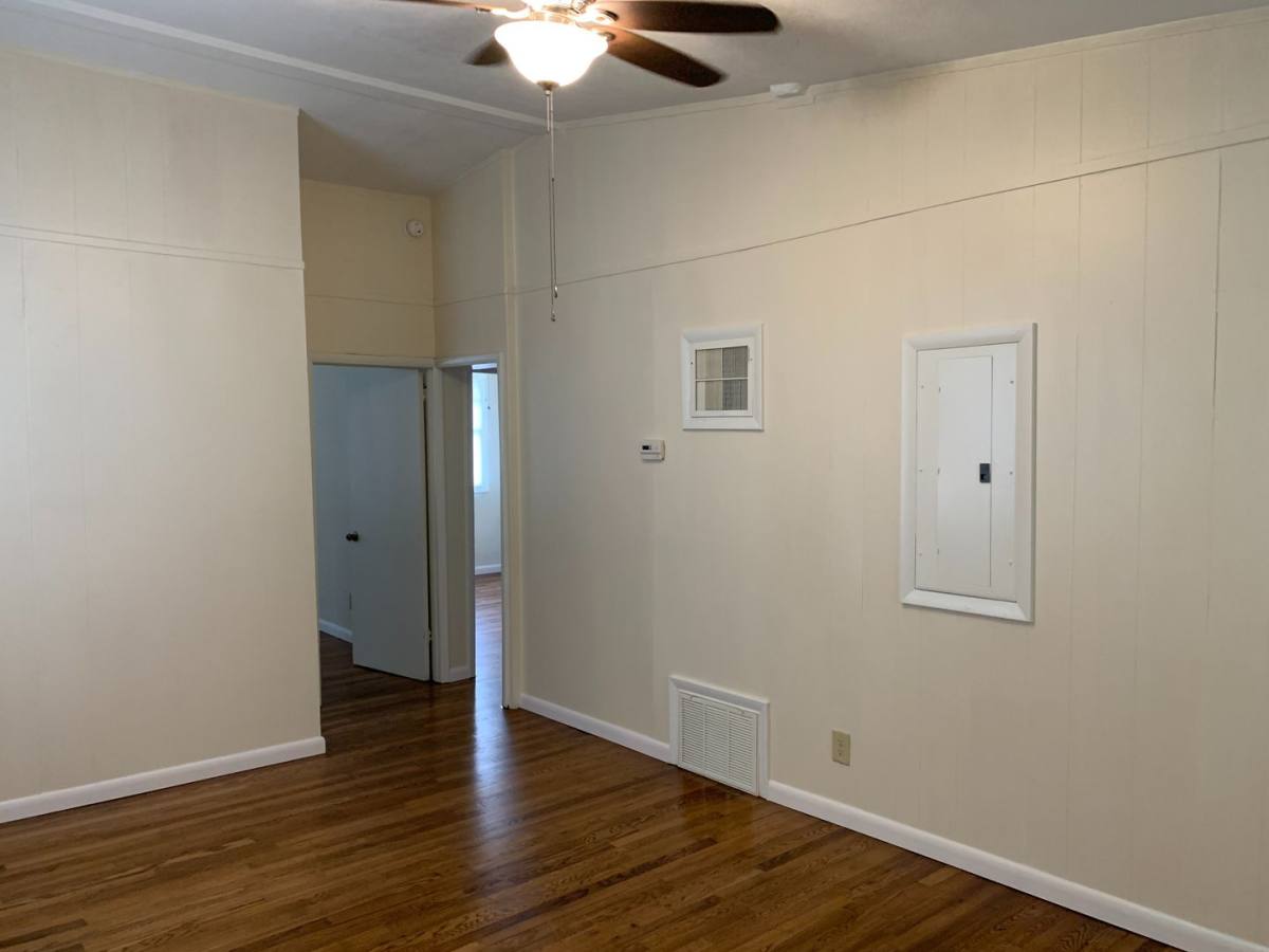 Apartment for rent at 170 - 172 174 Hart Ave, Athens, GA 30606
