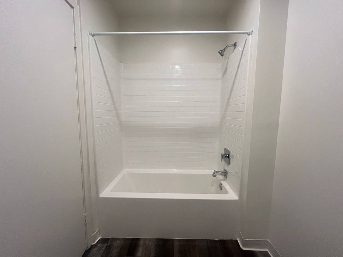 Apartment for rent at 1010 E 25th St, Los Angeles, CA 90011