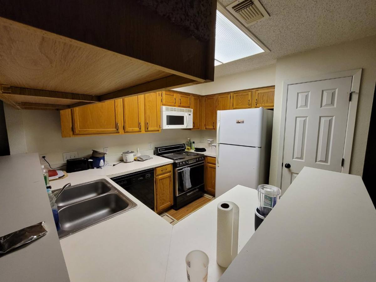 Condo for rent at 915 W 23rd St #212, Austin, TX 78705