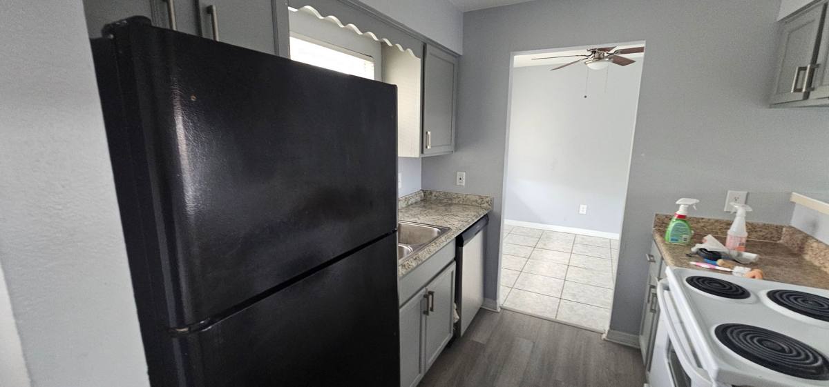 Apartment for rent at 5672 Tomoka Dr, Orlando, FL 32839