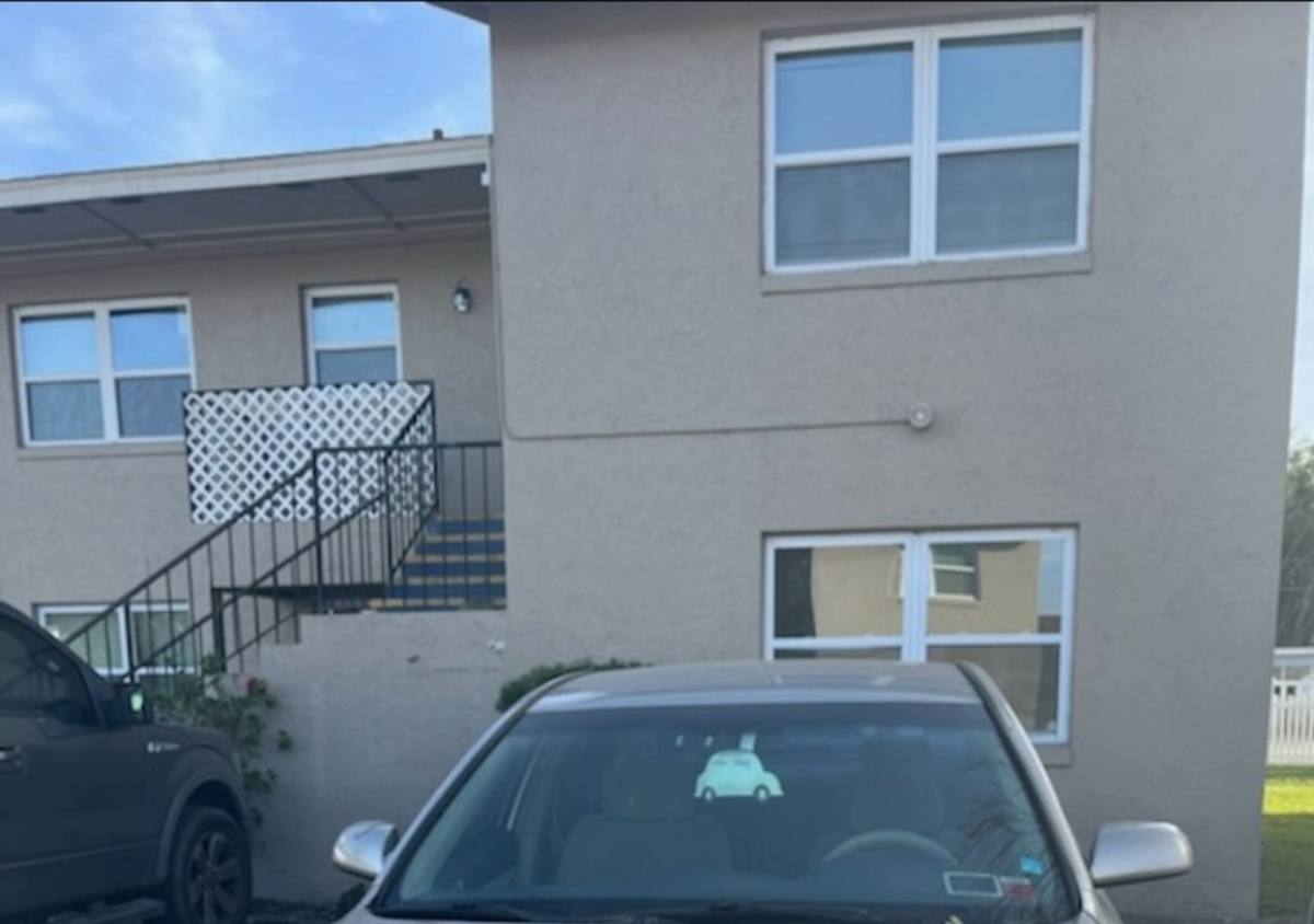 Apartment for rent at 5672 Tomoka Dr, Orlando, FL 32839