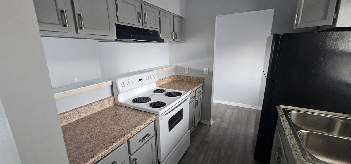 Apartment for rent at 5672 Tomoka Dr, Orlando, FL 32839