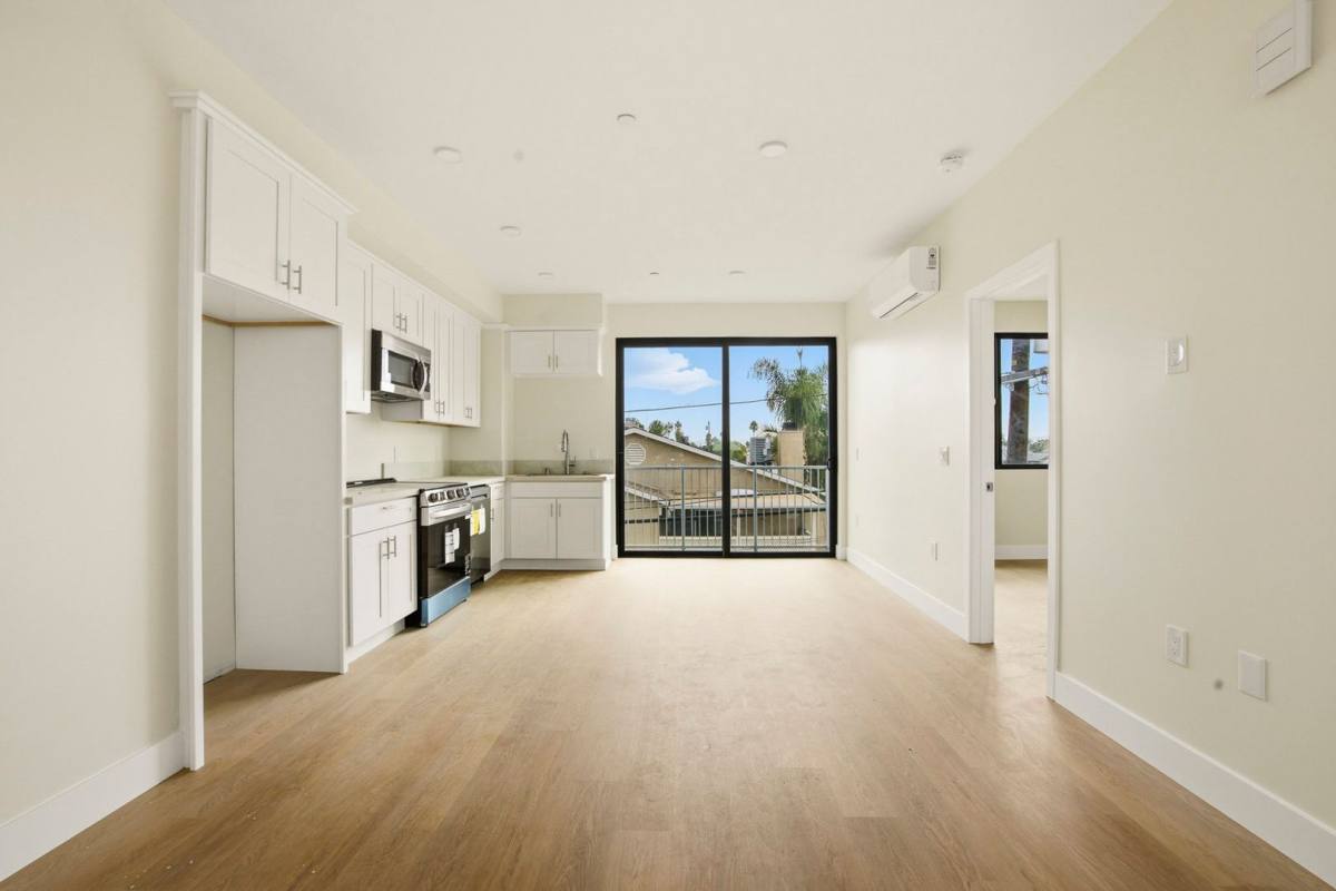 Apartment for rent at 4649-4651 Arizona St, San Diego, CA 92104