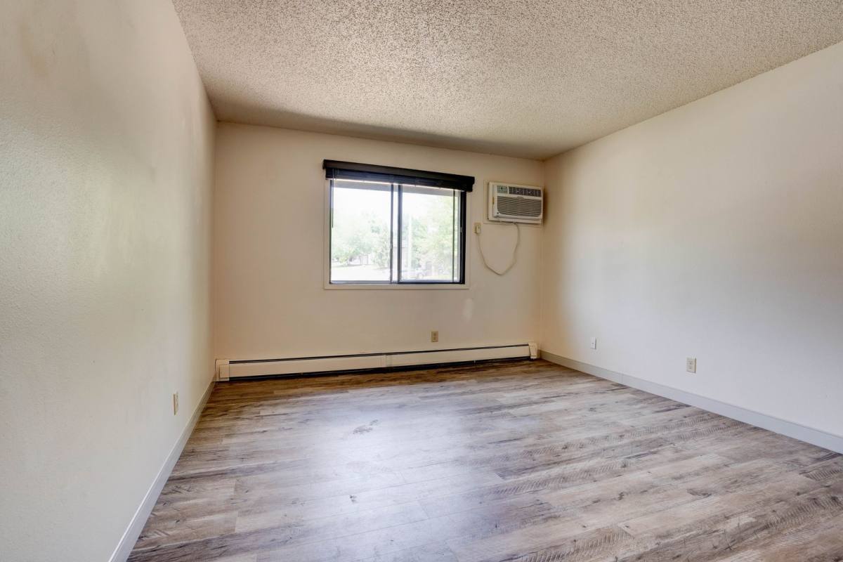 Apartment for rent at 1601 Aber Ave, Iowa City, IA 52246