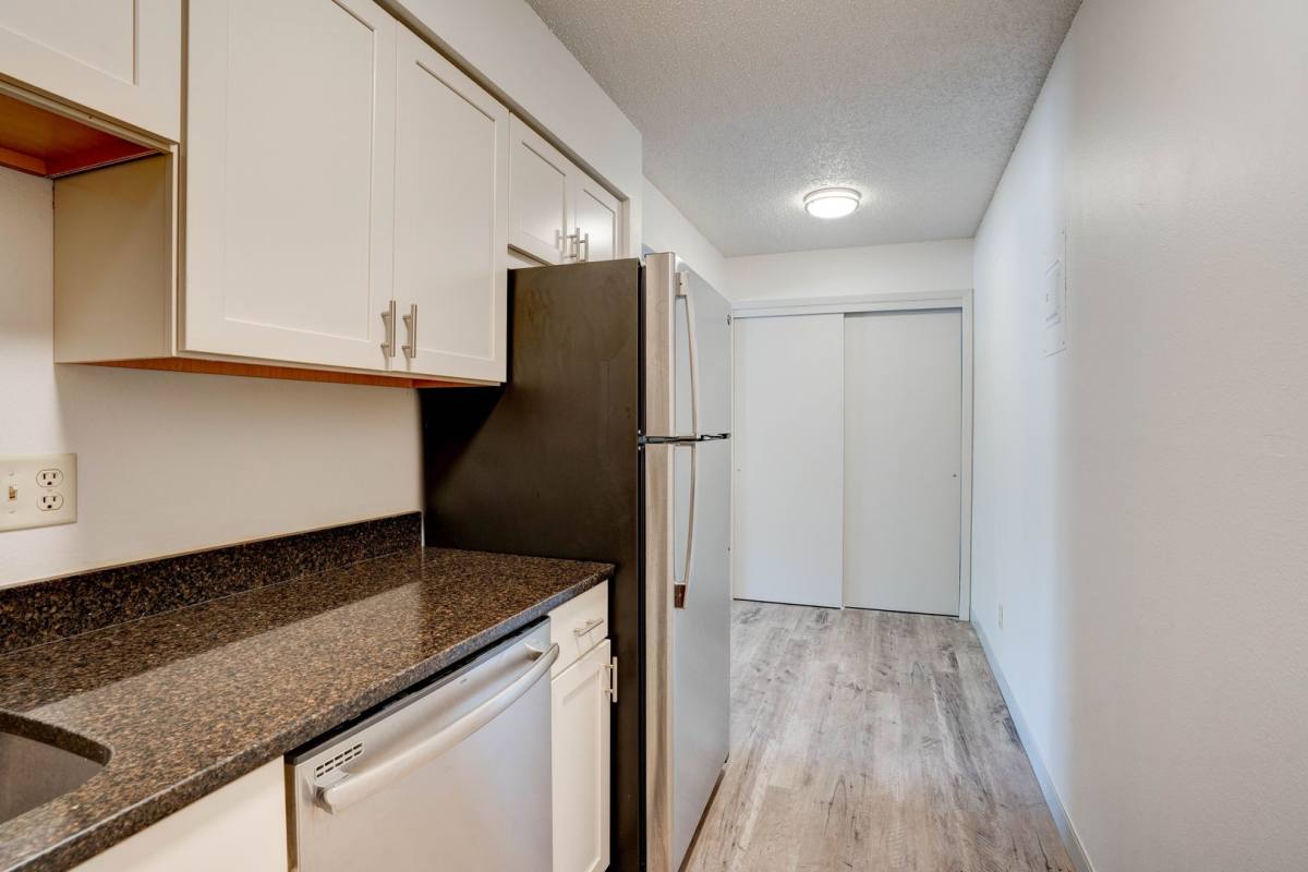 Apartment for rent at 1601 Aber Ave, Iowa City, IA 52246