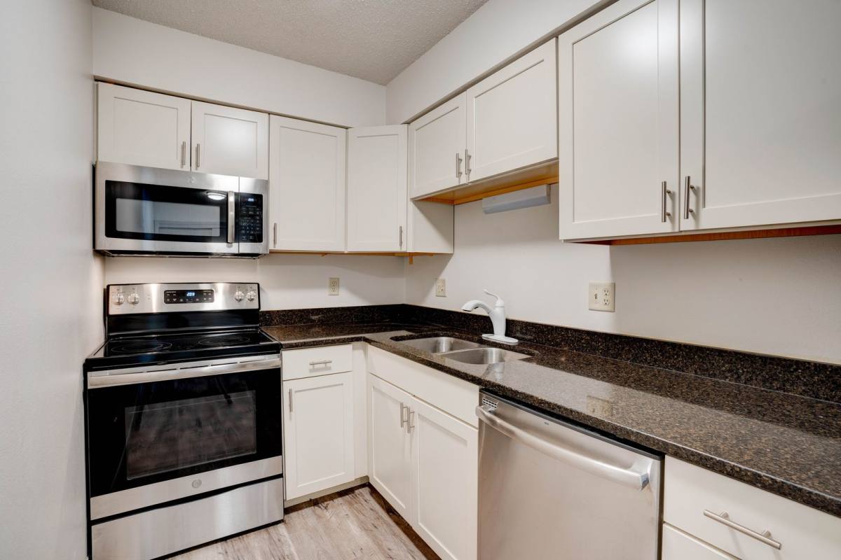 Apartment for rent at 1601 Aber Ave, Iowa City, IA 52246