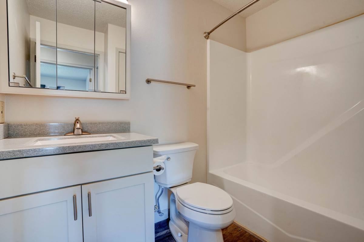 Apartment for rent at 1601 Aber Ave, Iowa City, IA 52246