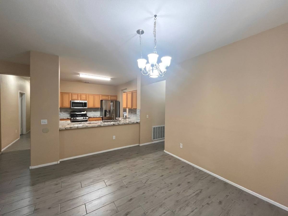Townhouse for rent at 673 Peachy Canyon Circle, Las Vegas, NV 89144