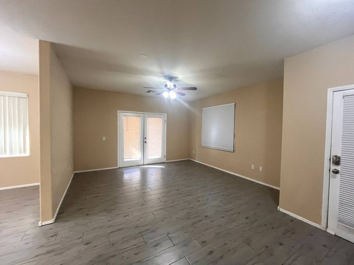 Townhouse for rent at 673 Peachy Canyon Circle, Las Vegas, NV 89144