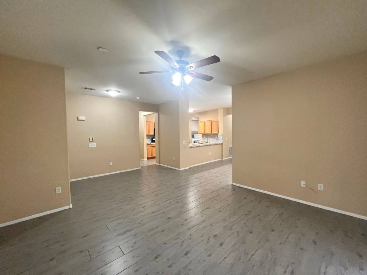 Townhouse for rent at 673 Peachy Canyon Circle, Las Vegas, NV 89144