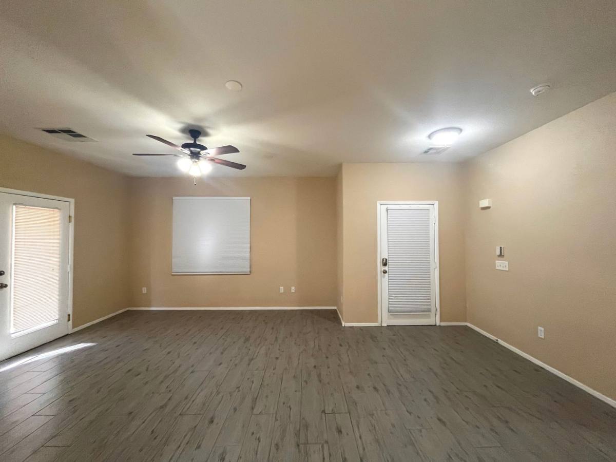 Townhouse for rent at 673 Peachy Canyon Circle, Las Vegas, NV 89144