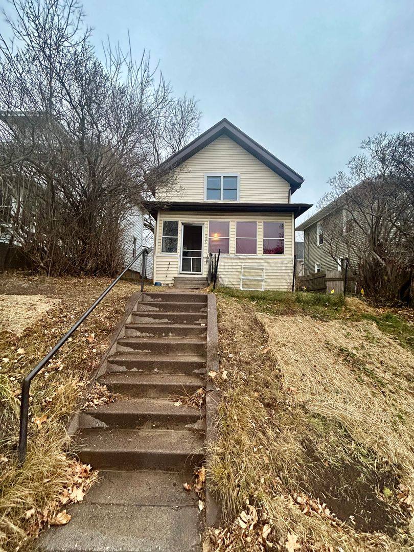 Apartment for rent at 906 N 6th Ave E, Duluth, MN 55805