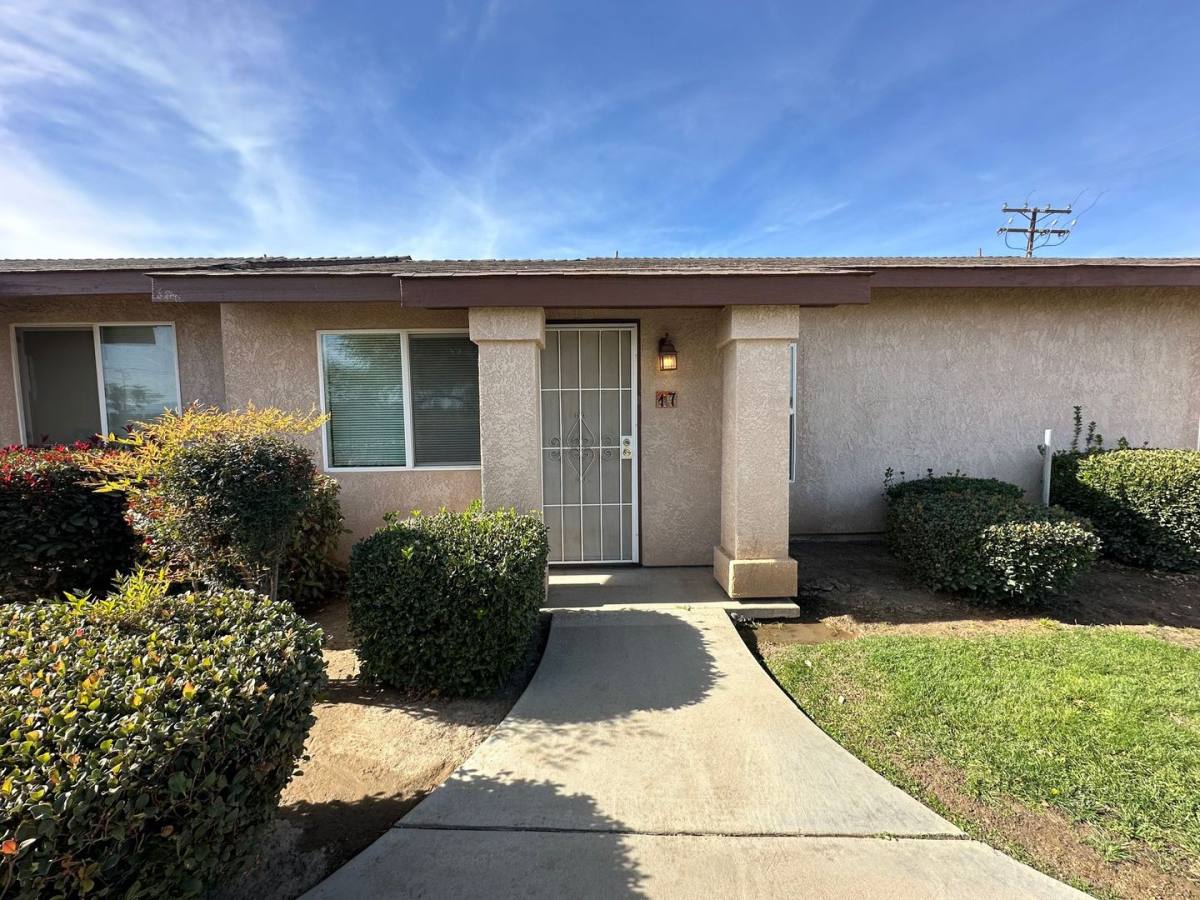 Apartment for rent at 14848 Sequoia St, Hesperia, CA 92345